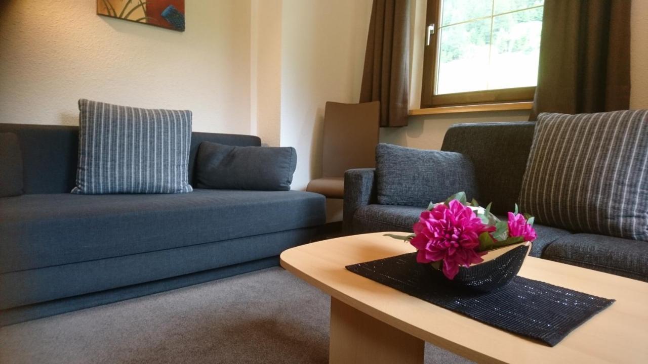 Haus Bergfreund Apartment Sankt Leonhard im Pitztal Bagian luar foto
